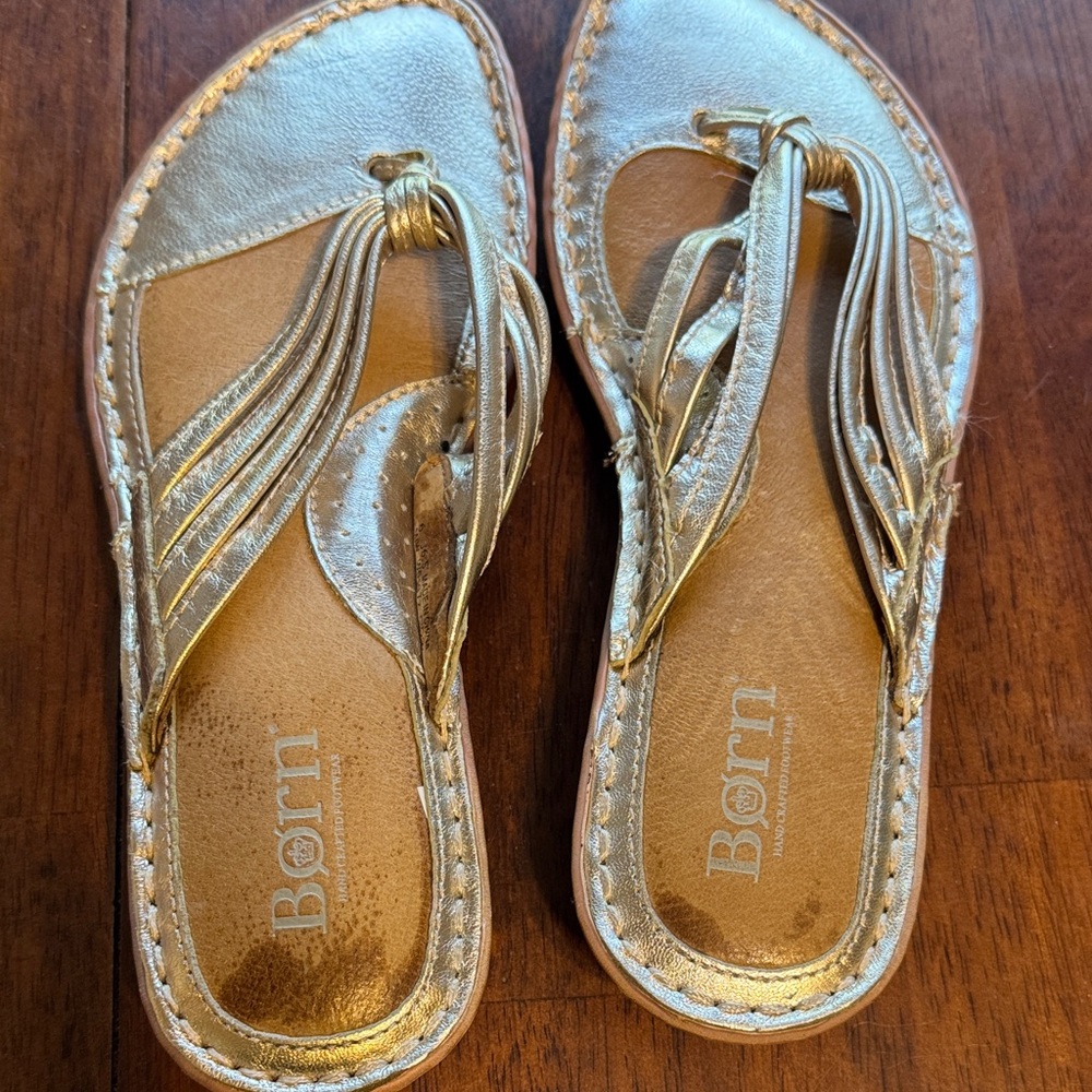 Born Women's Metallic Gold Sandals